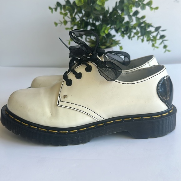 Dr. Martens White 1461 Hearts Smooth & Patent Leather Oxford Shoes Sz- - Picture 4 of 13